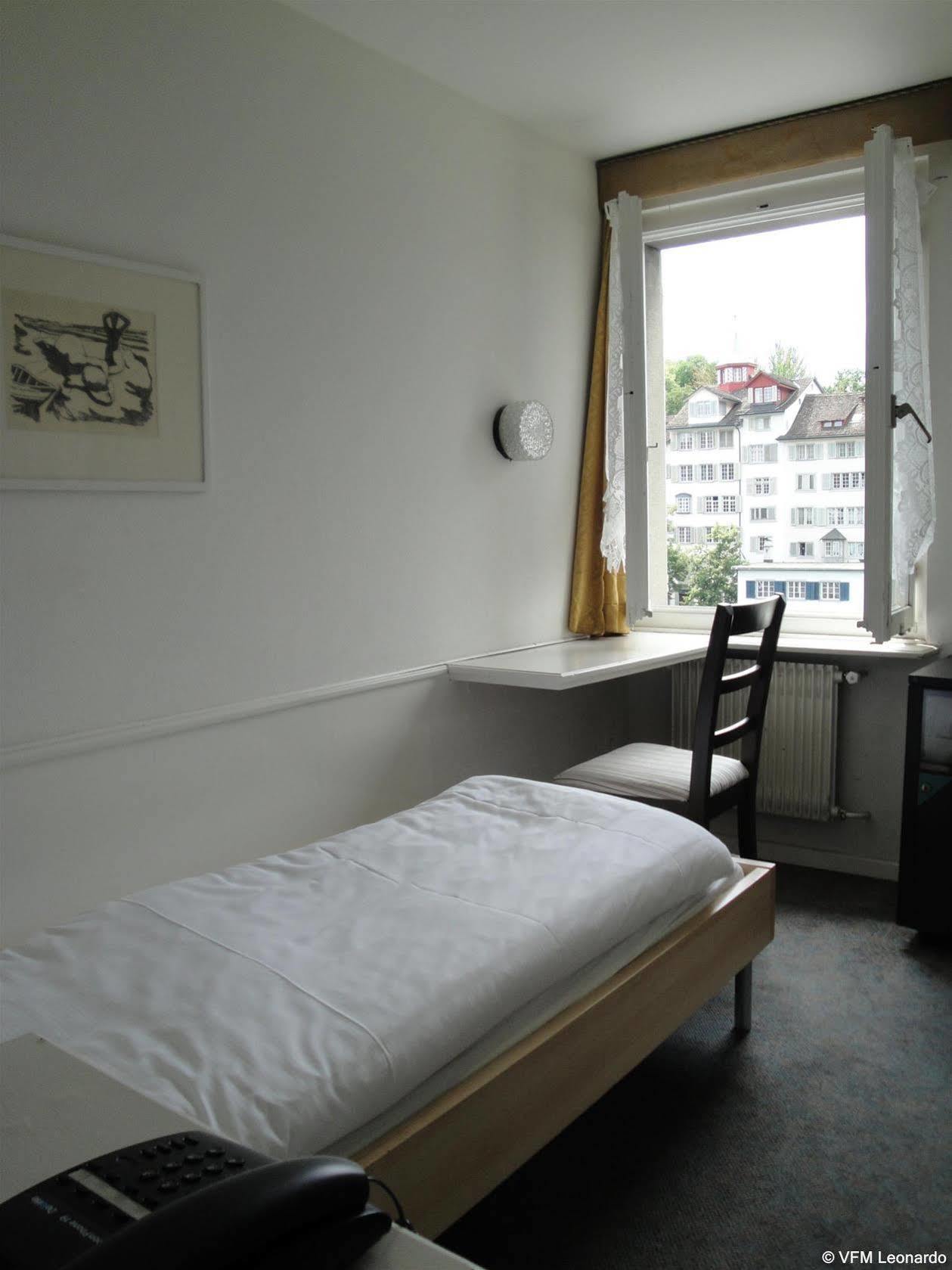 Hotel Krone-Limmatquai Цюрих Номер фото